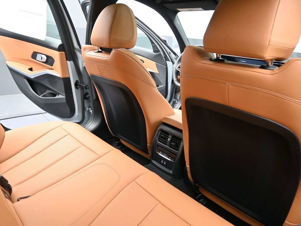 New 2025 BMW 330i xDrive Sedan w/ M Sport Package image 19