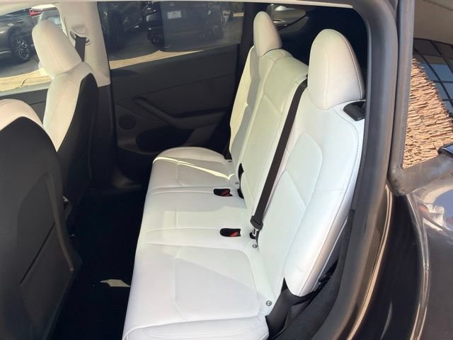 Used 2024 Tesla Model Y Performance AWD/4WD image 11