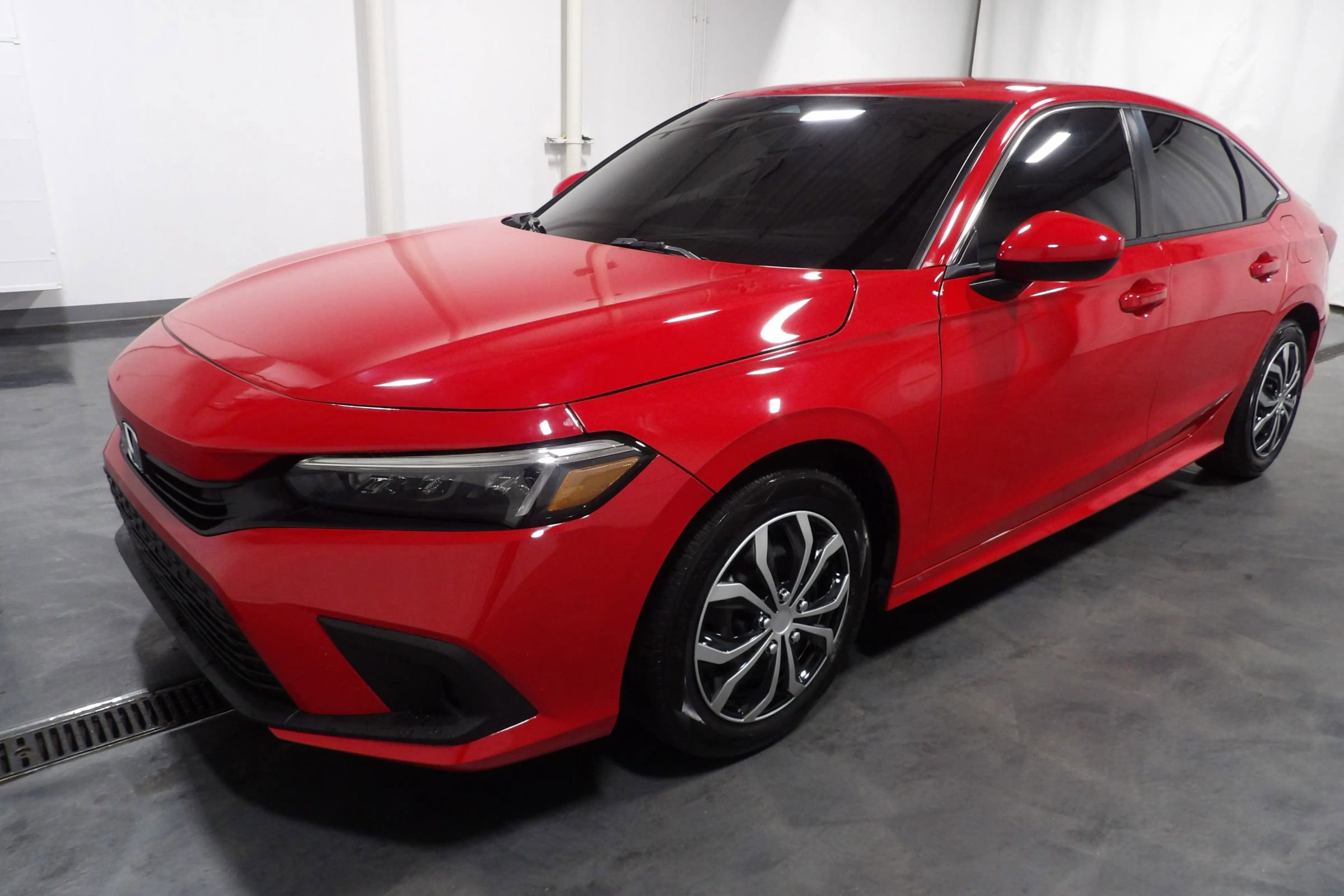 Used 2023 Honda Civic LX image 4