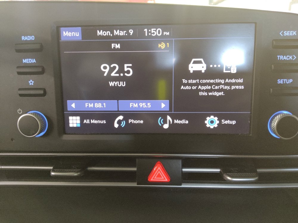 Used 2025 Hyundai Elantra SE image 25