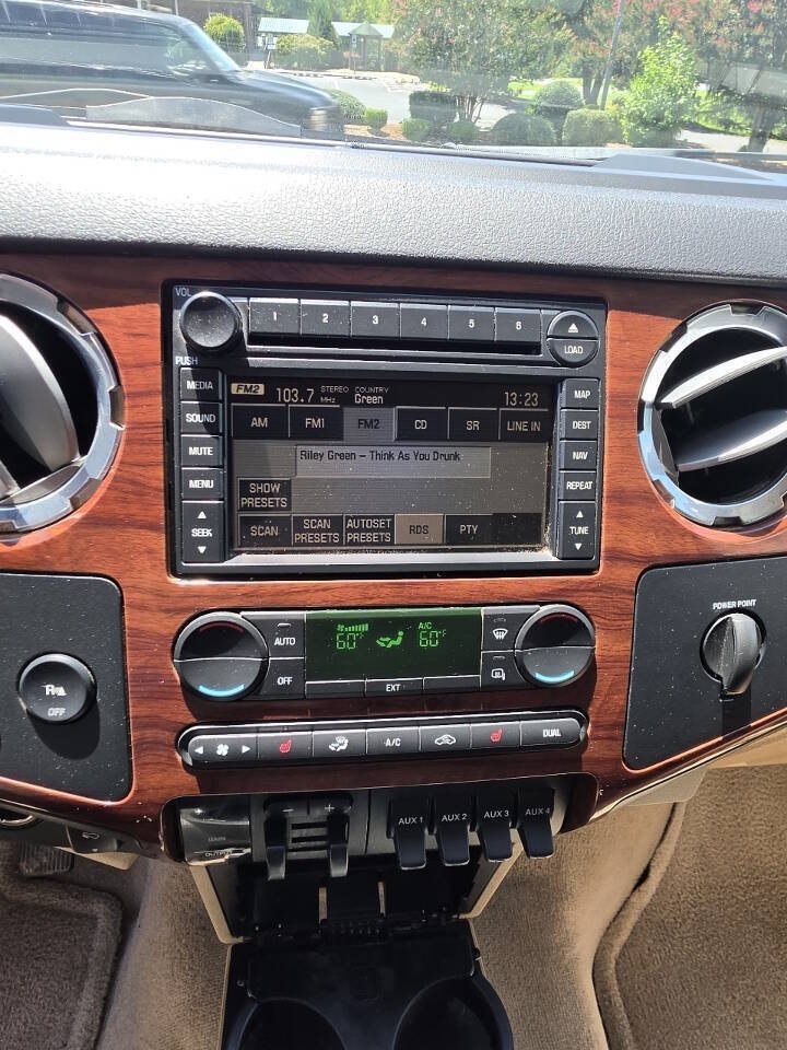 Used 2008 Ford F450 Lariat AWD/4WD image 15