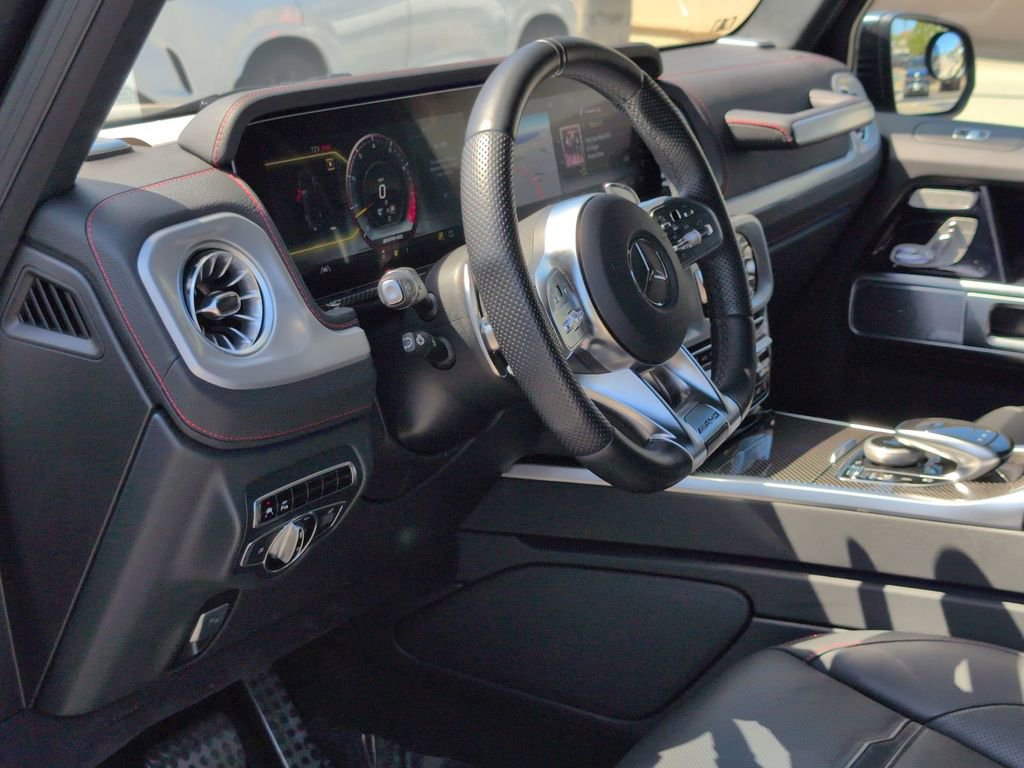Used 2021 Mercedes-Benz G 63 AMG 4MATIC w/ G Manufaktur Interior Package image 12