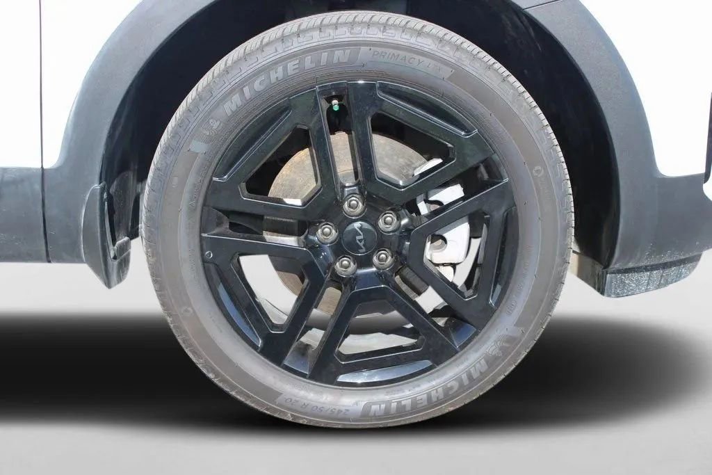 Used 2025 Kia Telluride SX X-Line image 45