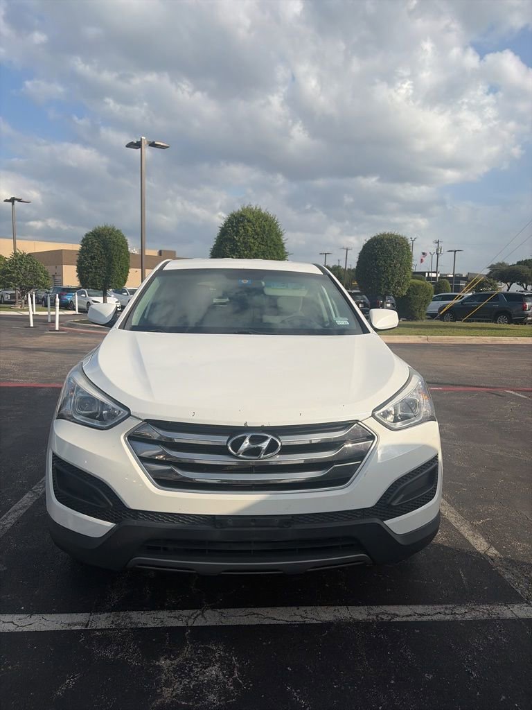 Used 2016 Hyundai Santa Fe Sport FWD image 2