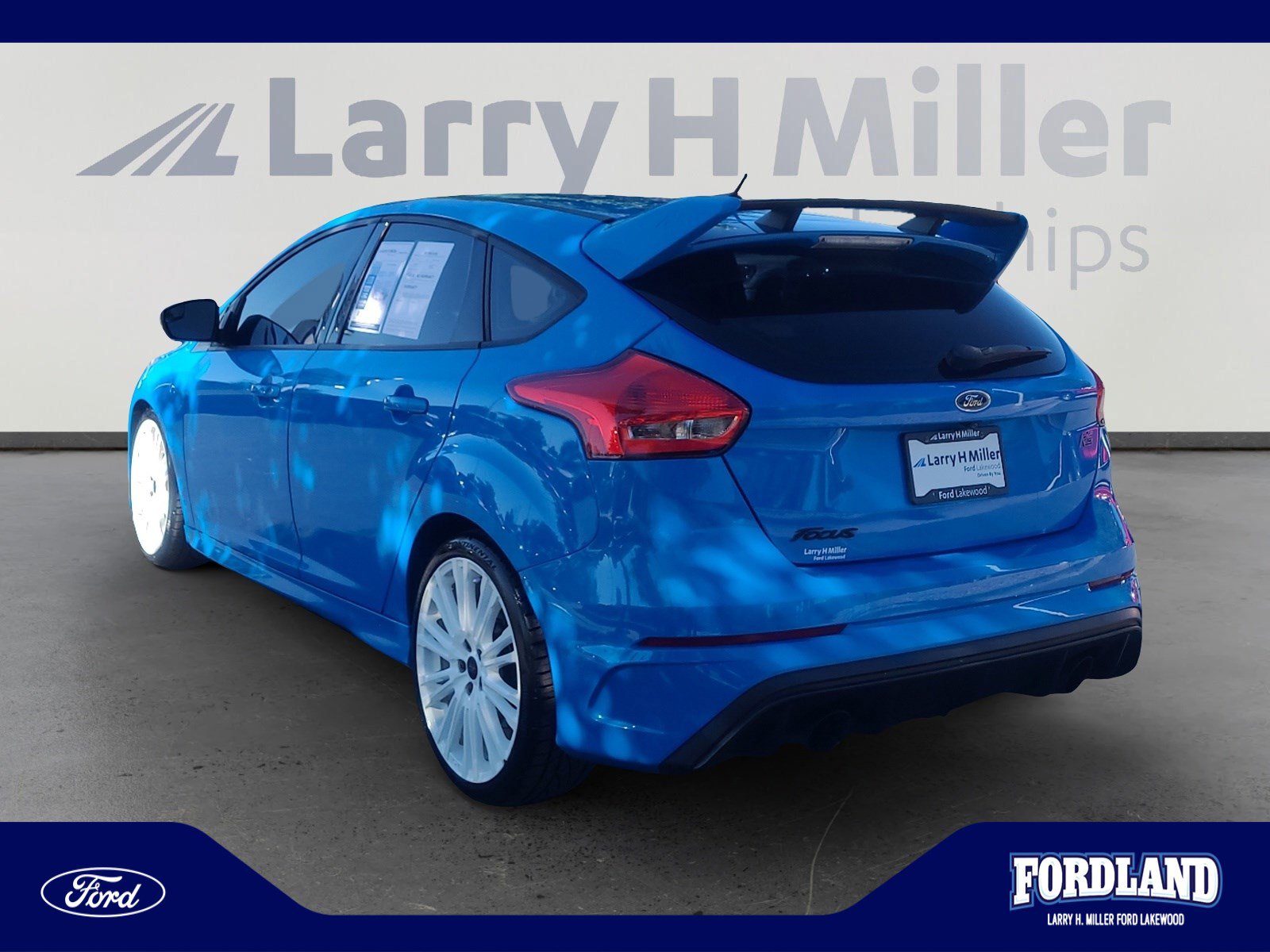Used 2017 Ford Focus RS AWD/4WD image 3