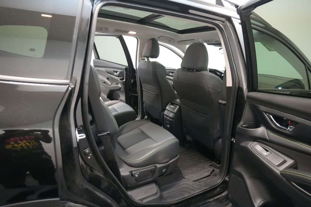 Used 2023 Subaru Ascent Onyx Edition image 31