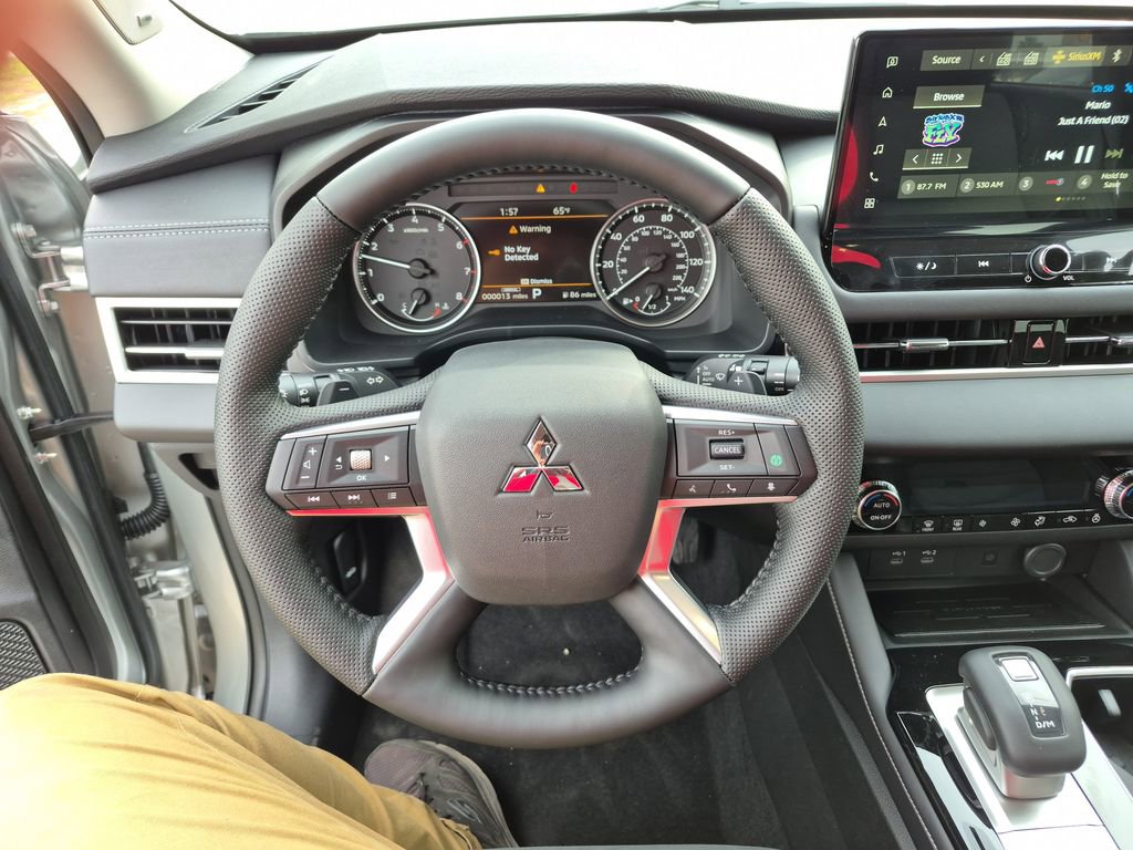 New 2026 Mitsubishi Outlander SE image 54