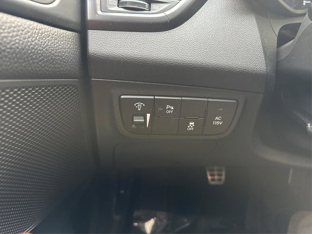 Used 2016 Hyundai Veloster Turbo w/ Option Group 04 image 17