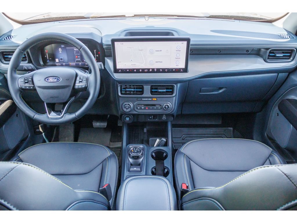 Used 2025 Ford Maverick Lobo AWD/4WD image 12