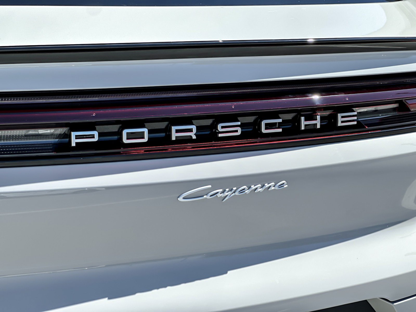New 2026 Porsche Cayenne Coupe AWD/4WD image 27