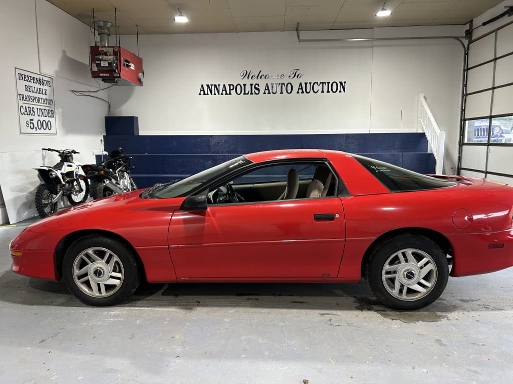 Used 1993 Chevrolet Camaro LT image 1