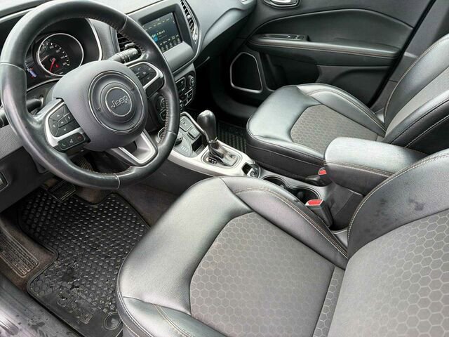 Used 2020 Jeep Compass Latitude w/ Popular Equipment Group image 11