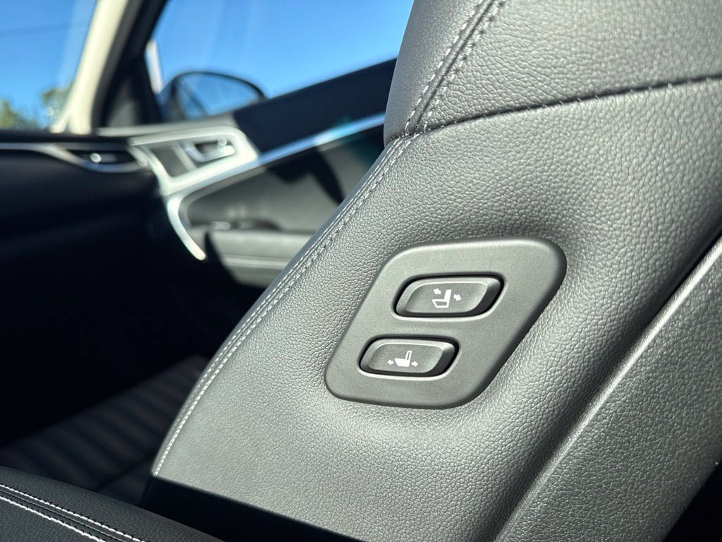 Used 2026 Genesis G70 2.5T Prestige AWD/4WD image 22
