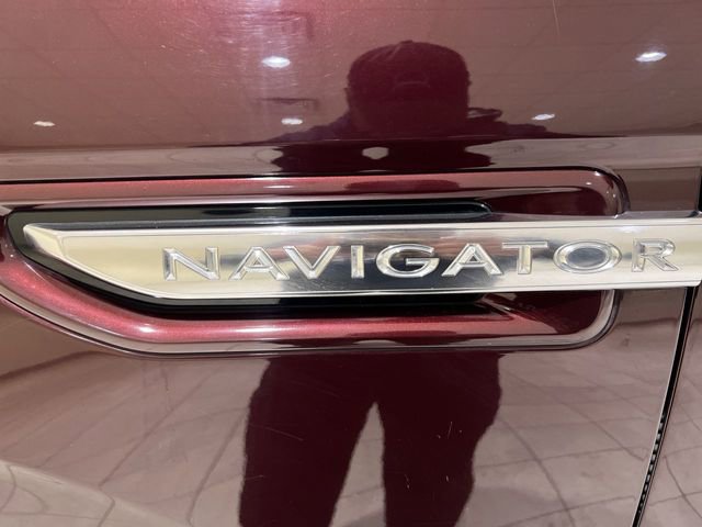 Used 2019 Lincoln Navigator L Reserve AWD/4WD image 29