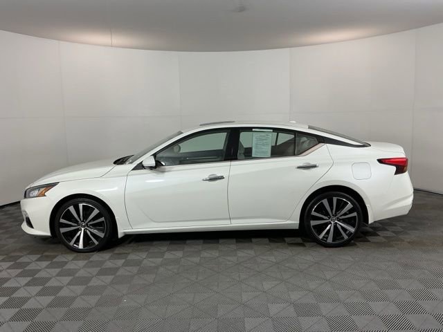 Used 2021 Nissan Altima 2.5 Platinum AWD/4WD image 8