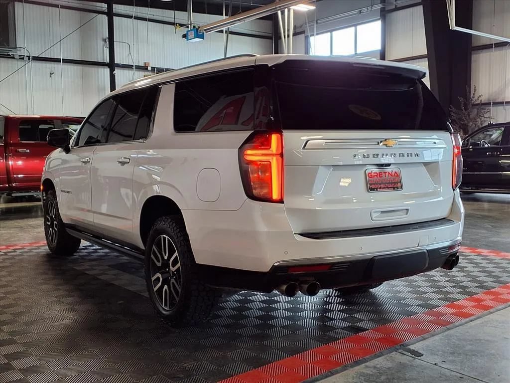 Used 2021 Chevrolet Suburban High Country AWD/4WD image 4
