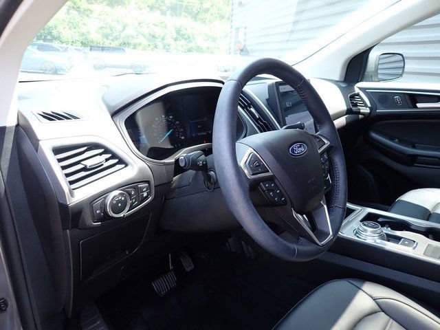 Certified 2023 Ford Edge SEL w/ Convenience Package AWD/4WD image 15