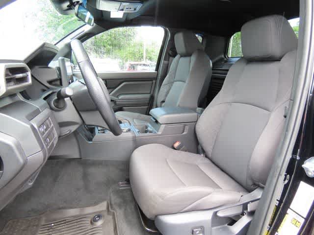 Used 2025 Toyota Tacoma SR w/ SR Upgrade Package AWD/4WD image 11