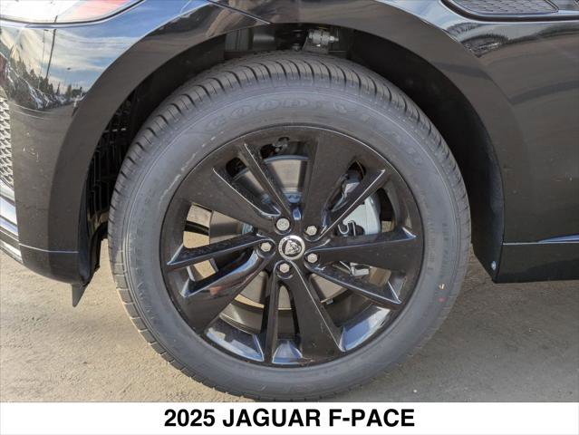 New 2025 Jaguar F-PACE R-Dynamic S image 6