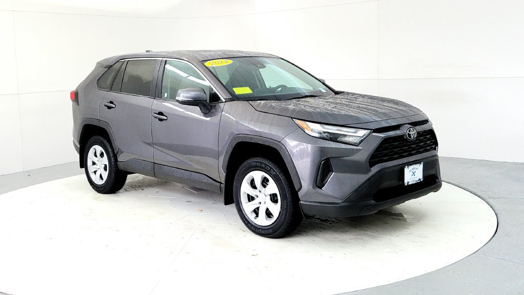 Certified 2024 Toyota RAV4 LE AWD/4WD image 7