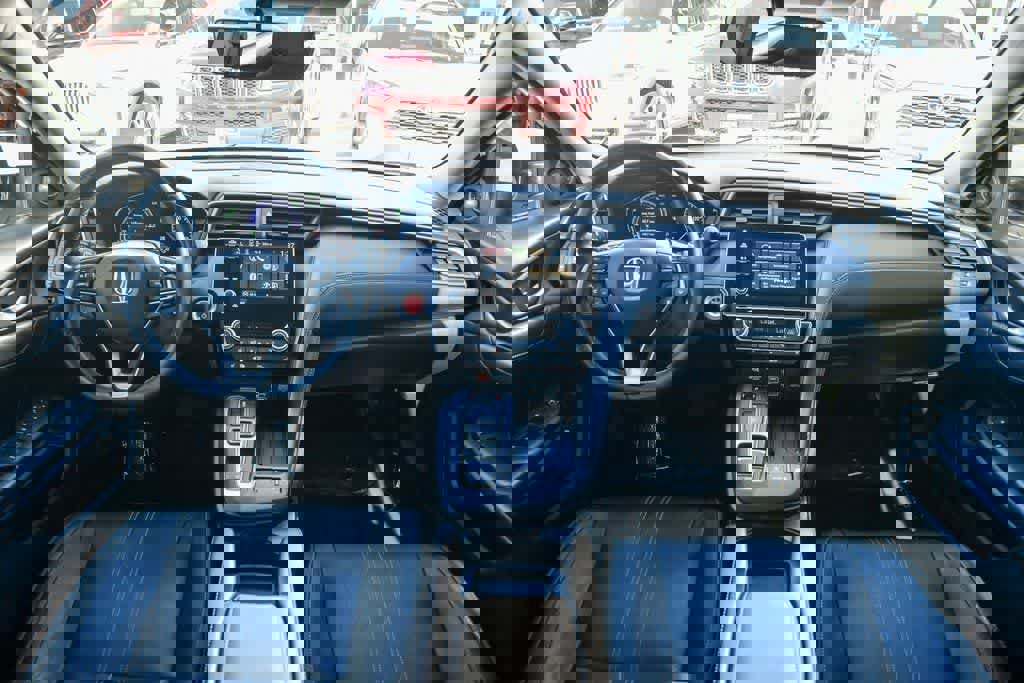 Used 2020 Honda Insight Touring image 14