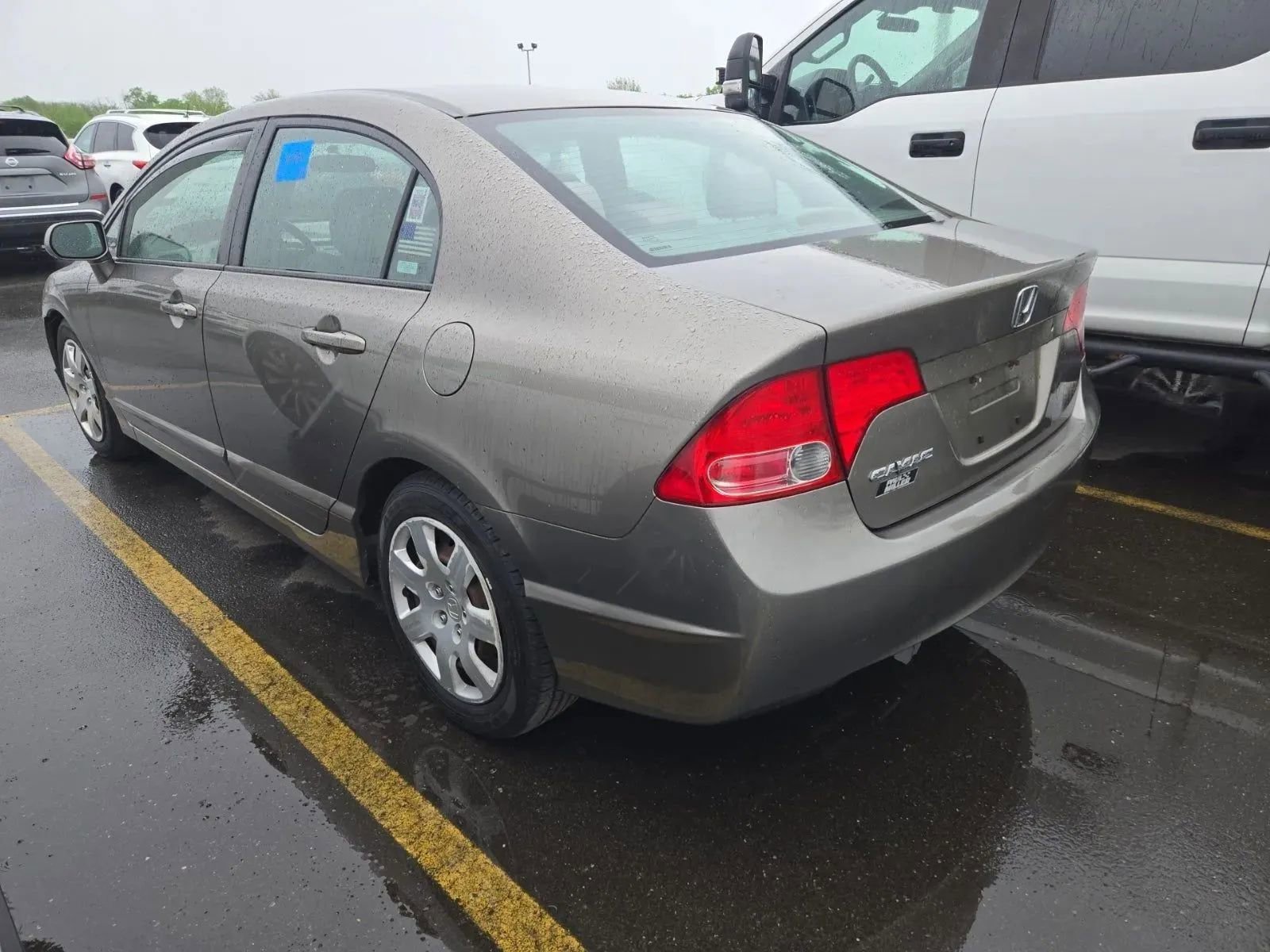 Used 2008 Honda Civic LX image 2