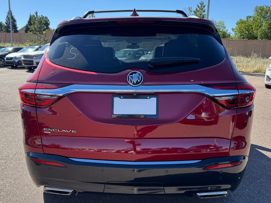 Used 2020 Buick Enclave Premium w/ Sun and Sites Package AWD/4WD image 5