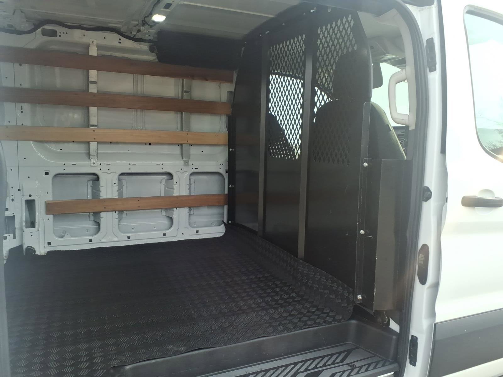 Certified 2023 Ford Transit 250 Low Roof AWD w/ Exterior Upgrade Package image 9