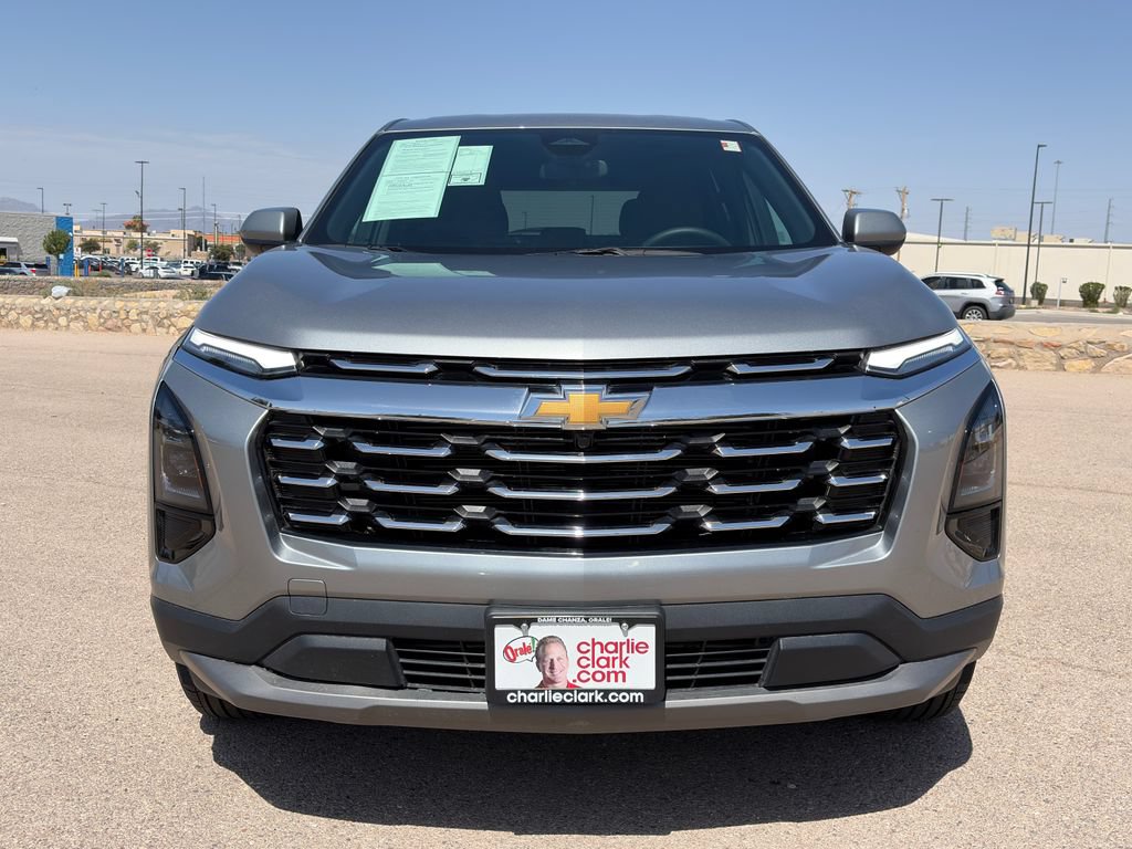 Used 2026 Chevrolet Equinox LT AWD/4WD image 3