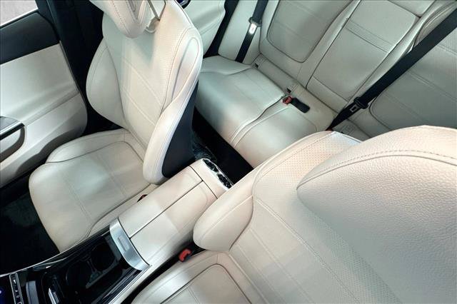 Used 2024 Mercedes-Benz C 300 Sedan image 20