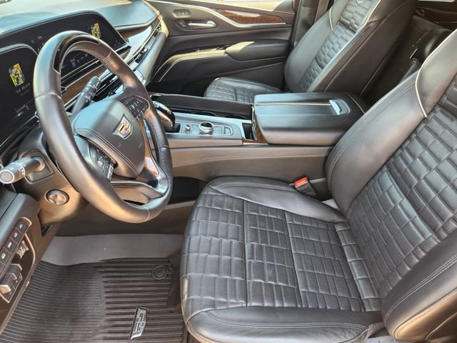 Used 2023 Cadillac Escalade ESV Sport Platinum w/ LPO, Floor Liner Package AWD/4WD image 4