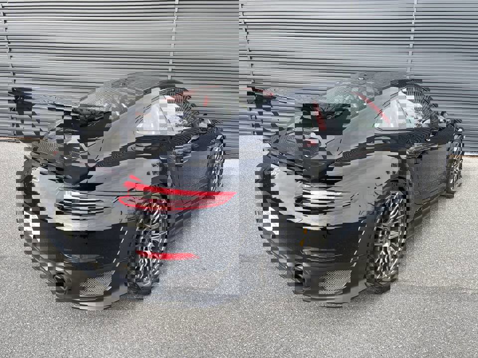 Used 2018 Porsche 911 GT2 RS image 5