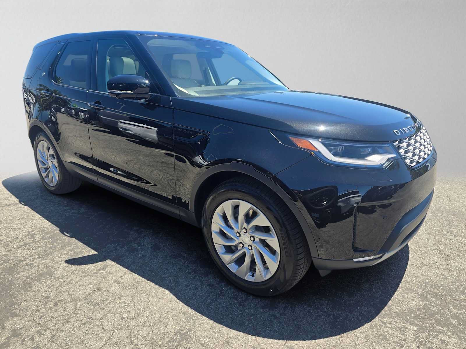 New 2026 Land Rover Discovery S AWD/4WD image 7