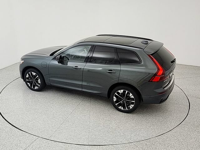 New 2026 Volvo XC60 T8 Plus w/ Protection Package Premier AWD/4WD image 35