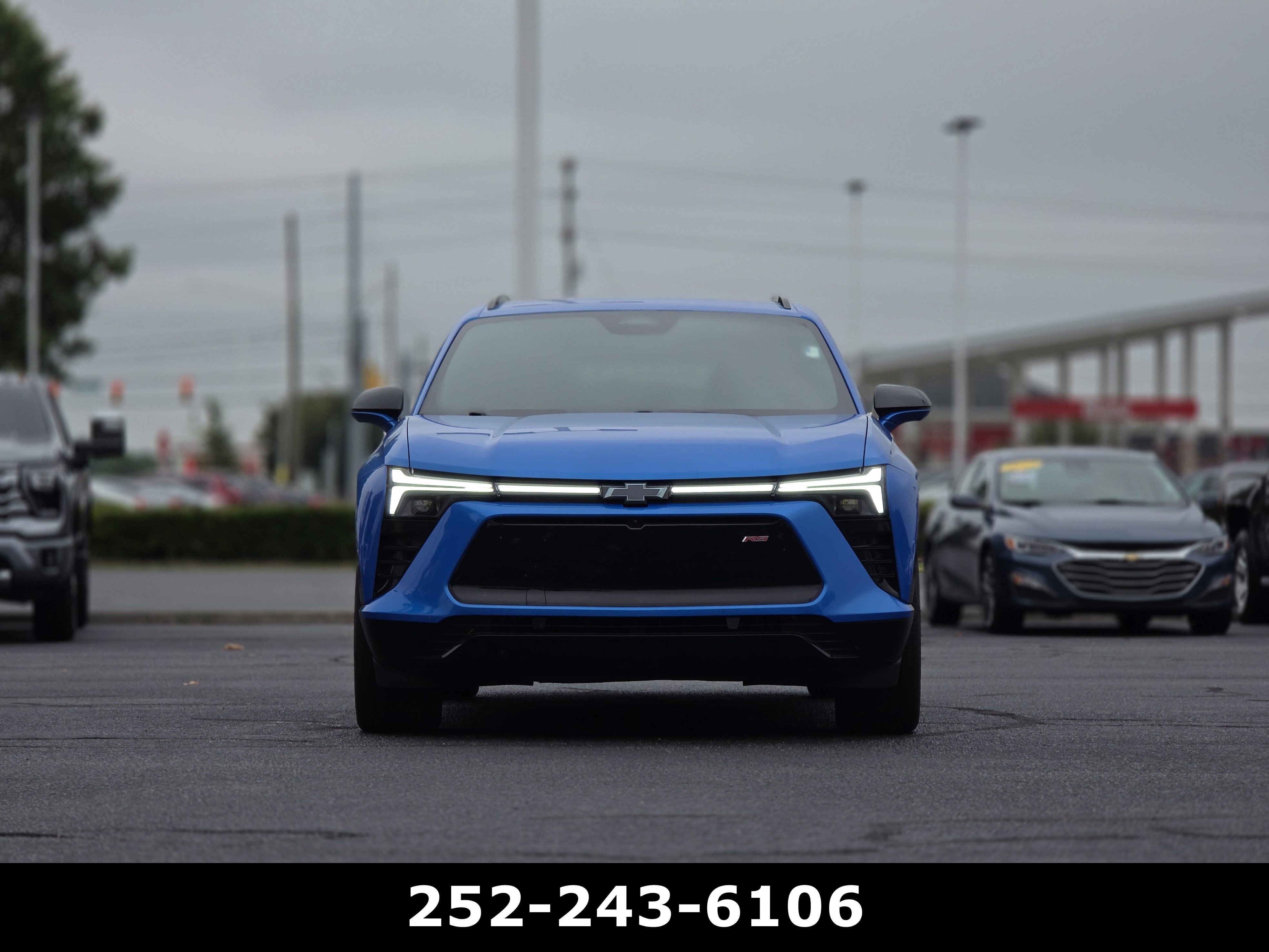 Used 2024 Chevrolet Blazer EV RS RWD image 2