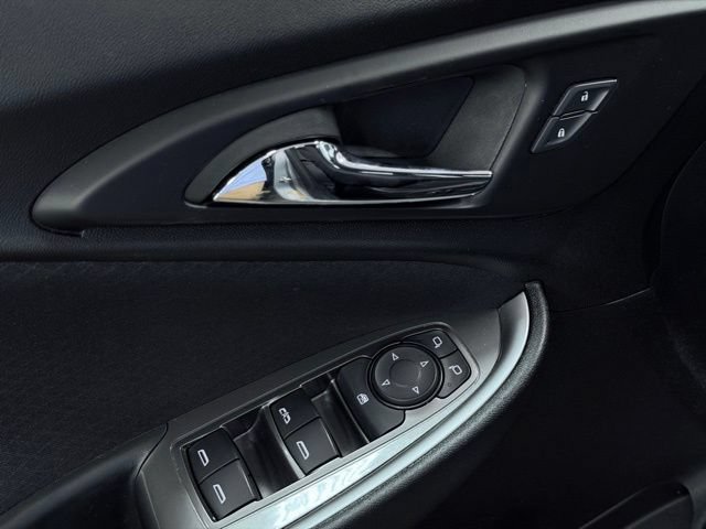 Used 2024 Chevrolet Malibu LT FWD image 12