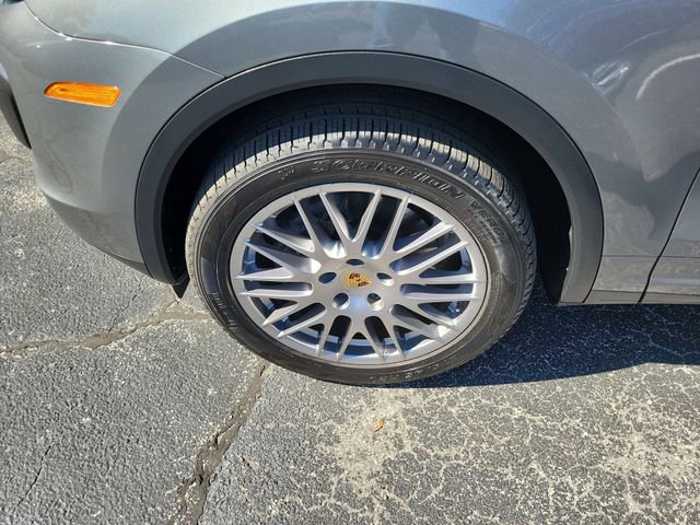 Used 2016 Porsche Cayenne image 5