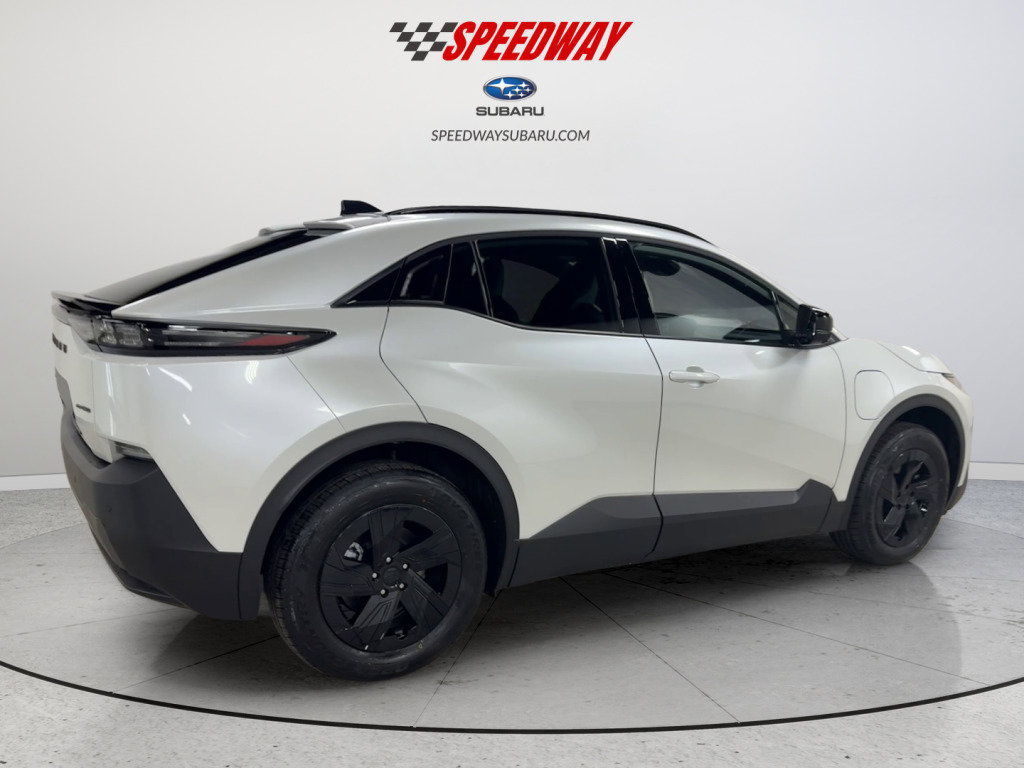 New 2026 Subaru Uncharted AWD image 5