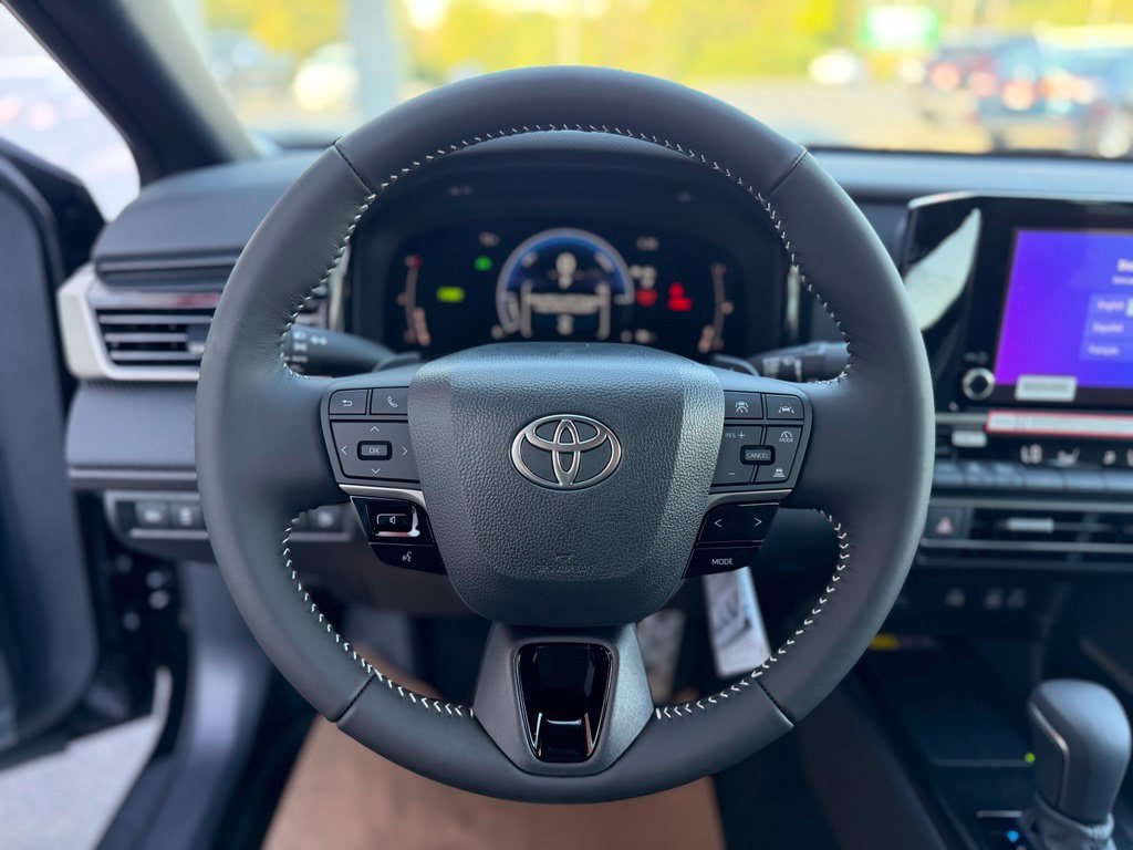 New 2026 Toyota Camry SE AWD/4WD image 10