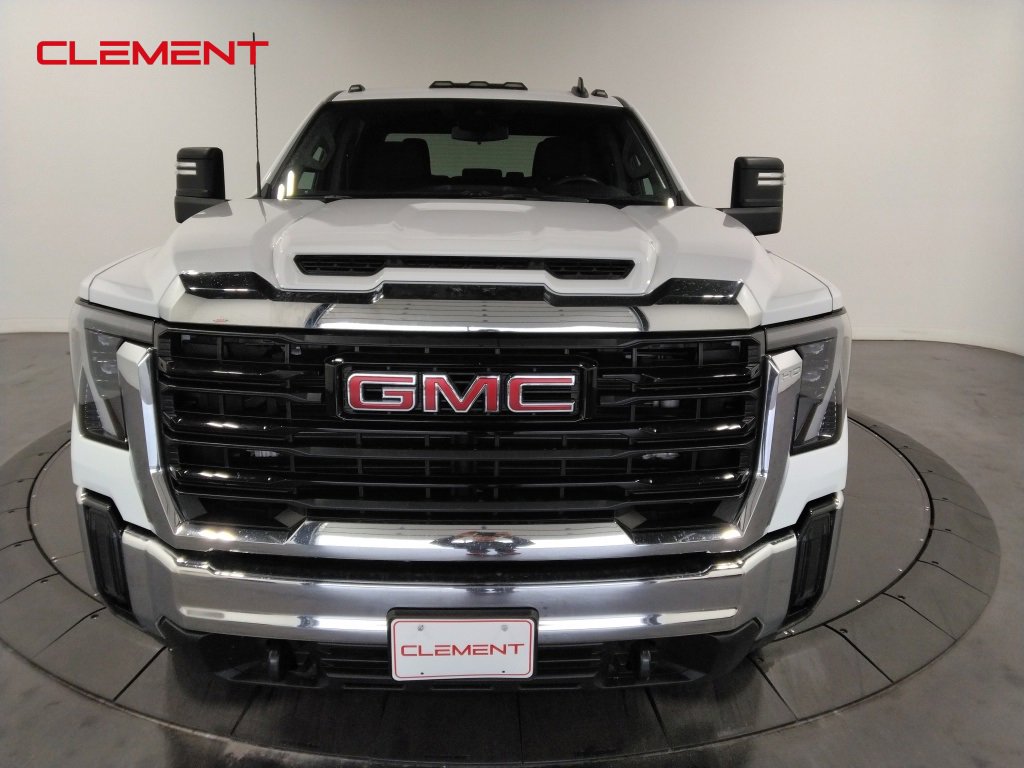 Used 2024 GMC Sierra 3500 Pro video 2