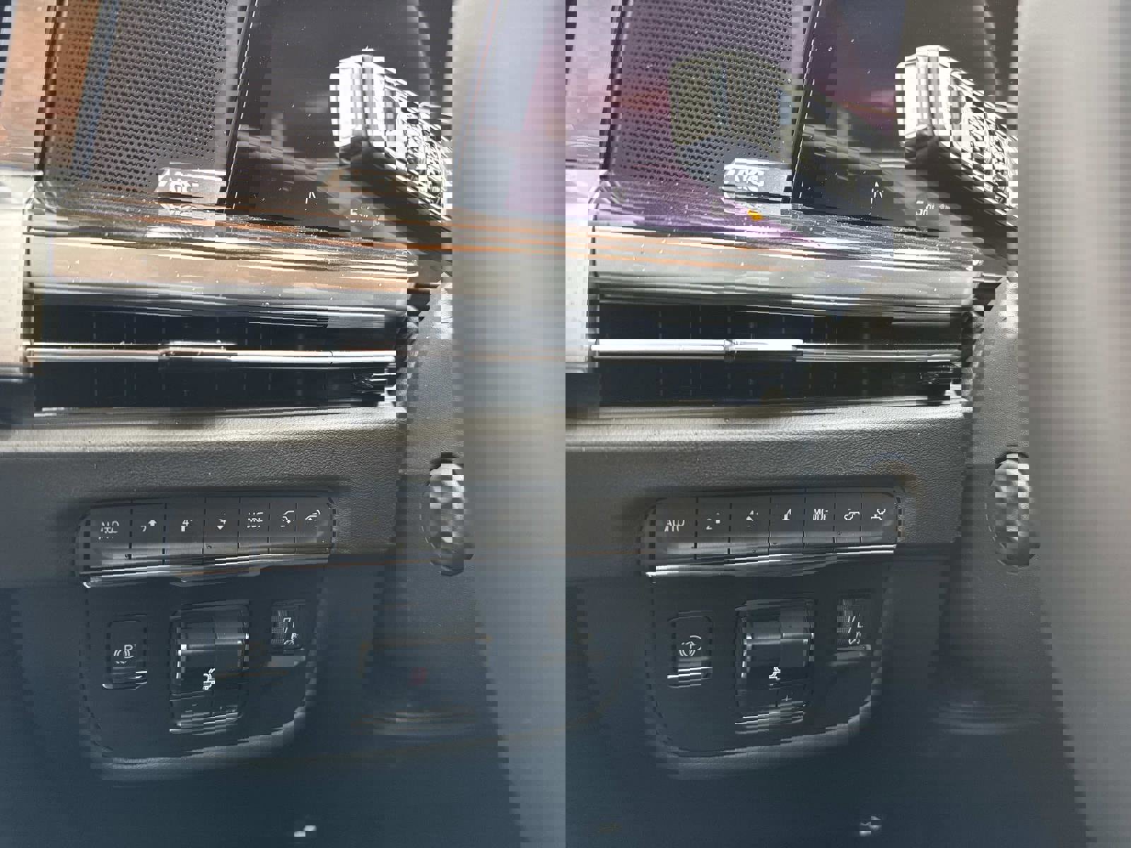 New 2026 Cadillac Escalade Luxury w/ Touring Package image 31