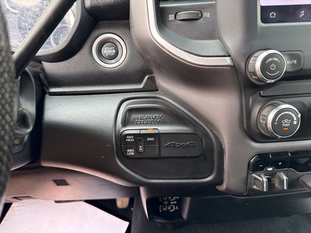 Used 2022 RAM 2500 Big Horn AWD/4WD image 29