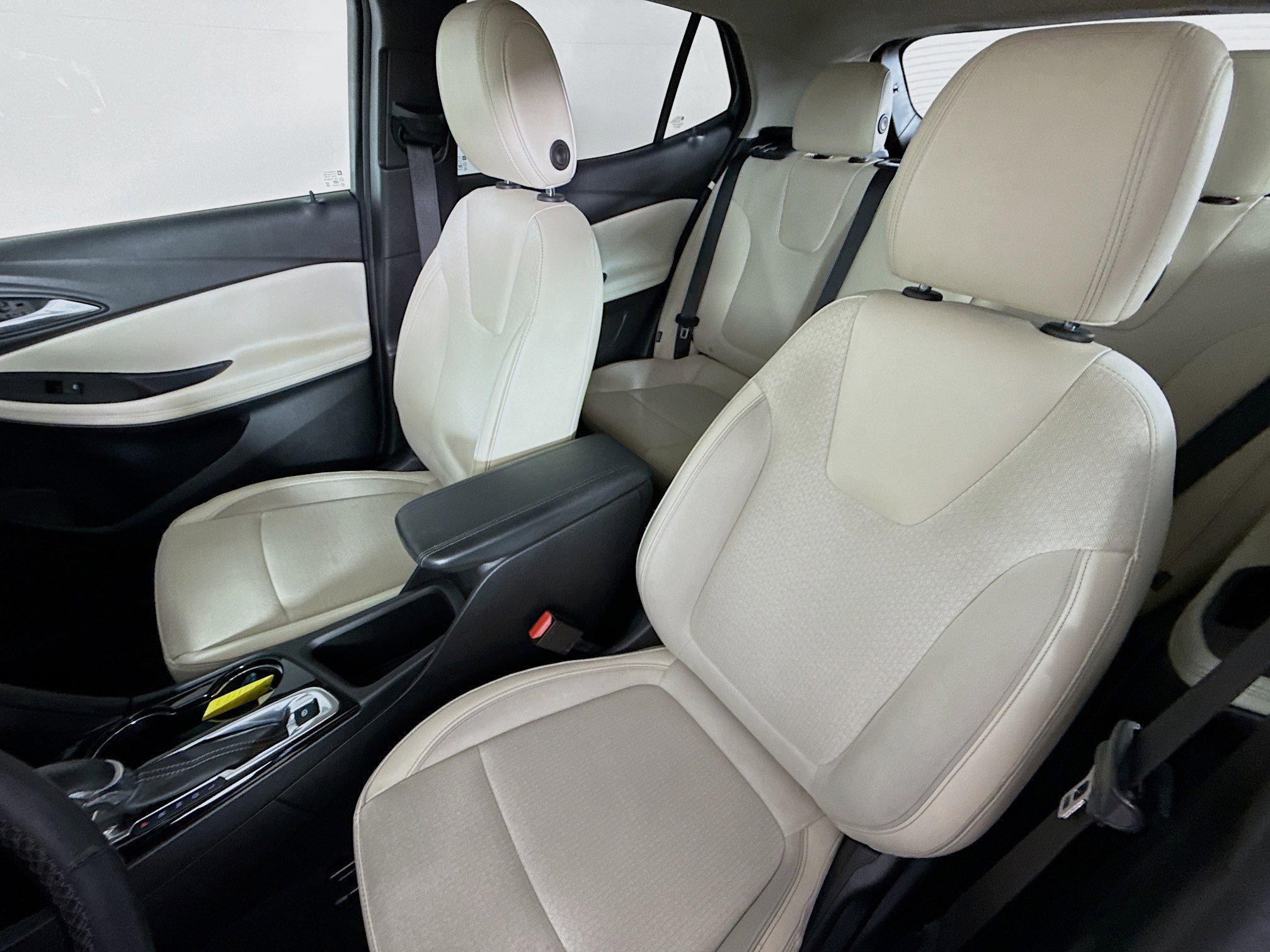 Used 2020 Buick Encore GX Preferred image 24