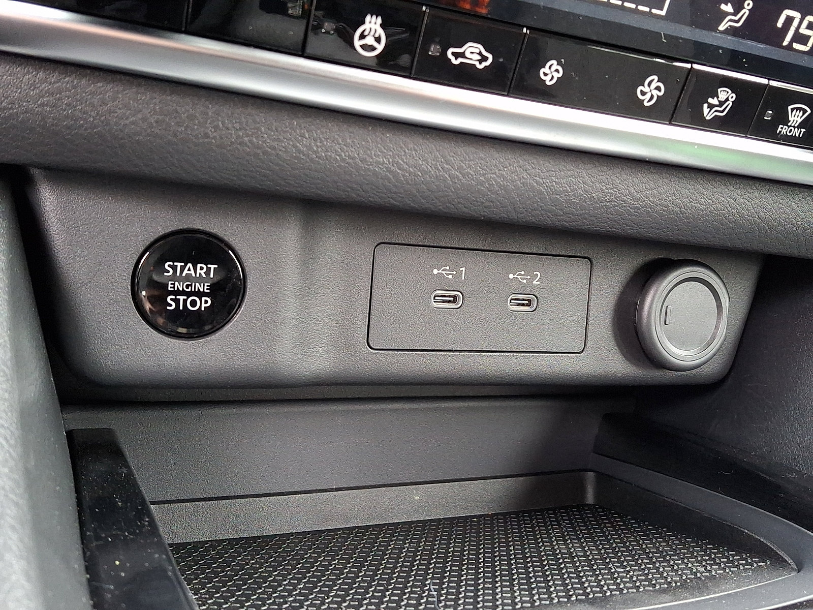 New 2026 Nissan Rogue SV w/ Cold Weather Package AWD/4WD image 15