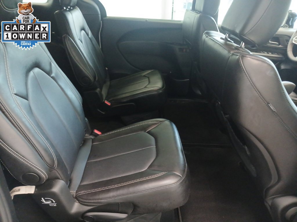 Used 2026 Chrysler Pacifica Select FWD image 13
