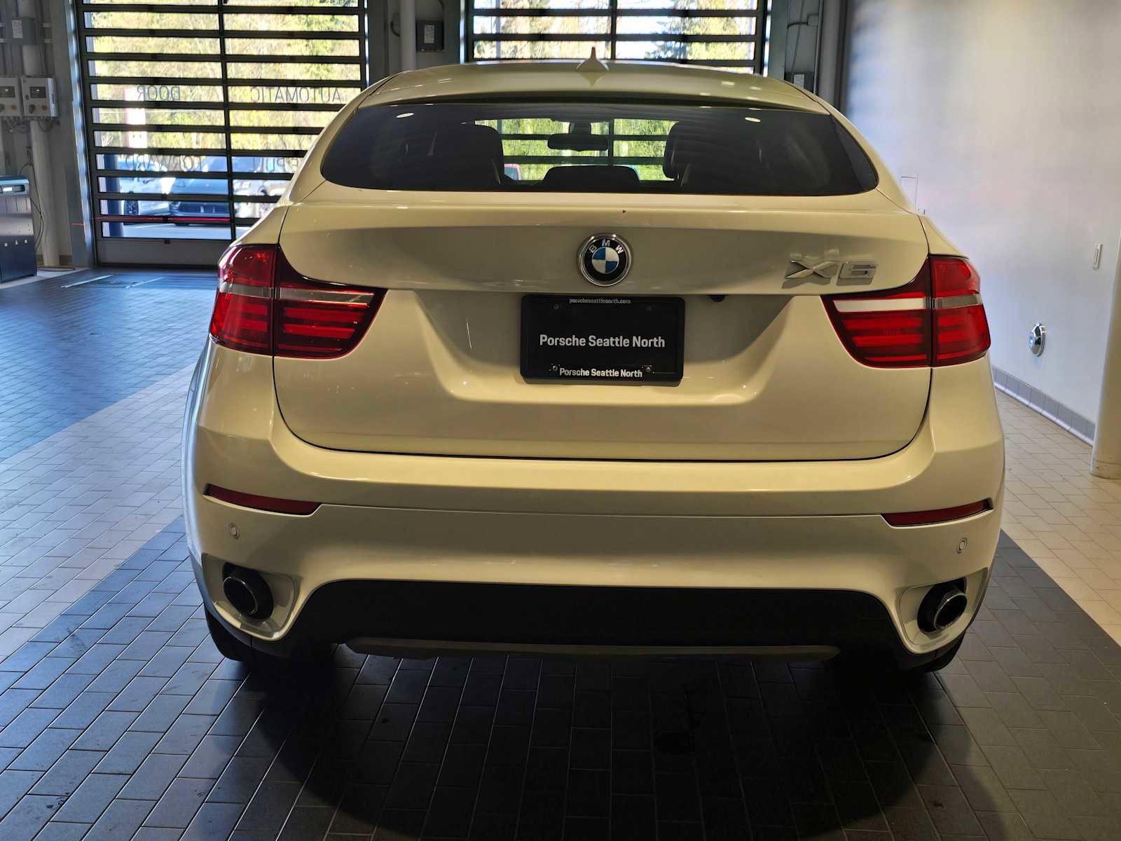 Used 2014 BMW X6 xDrive35i image 4