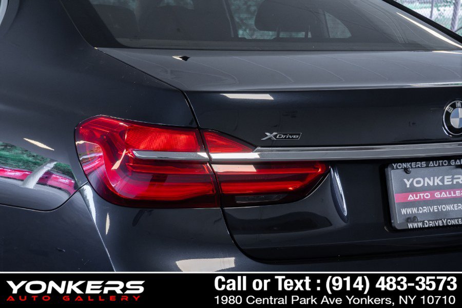 Used 2019 BMW 750i xDrive w/ Executive Package AWD/4WD image 22