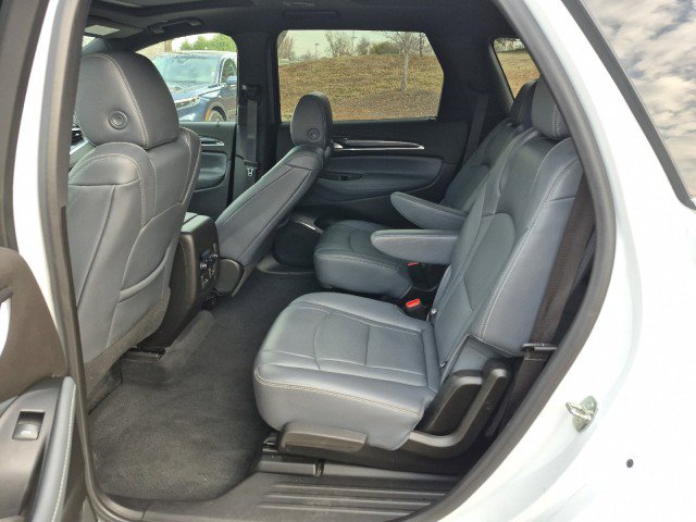 Used 2022 Buick Enclave Premium w/ Experience Buick Package image 35