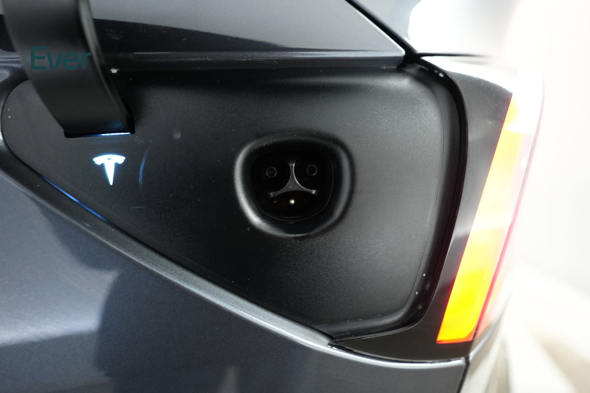 Used 2023 Tesla Model Y Long Range image 10