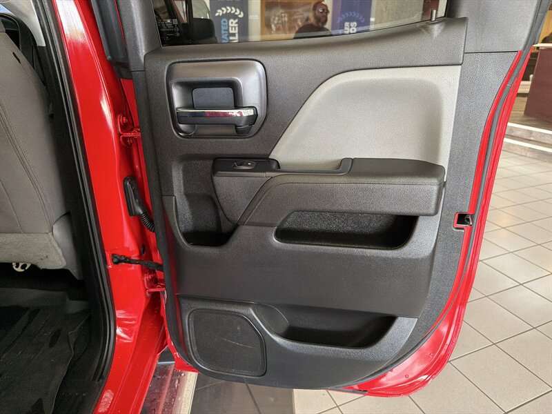 Used 2017 Chevrolet Silverado 1500 Custom w/ Custom Convenience Package RWD image 16